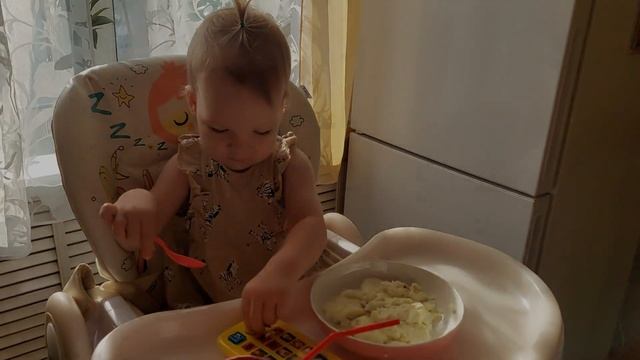 ПОДАРОК ДЛЯ СЫНА НА 4 ГОДА ? КОНФЛИКТ В ДЕТСКОМ САДУ? смотреть онлайн