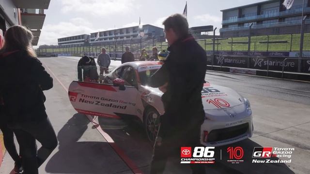 ProKart Series drivers test the TOYOTA GAZOO Racing New Zealand TR-86 смотреть онлайн