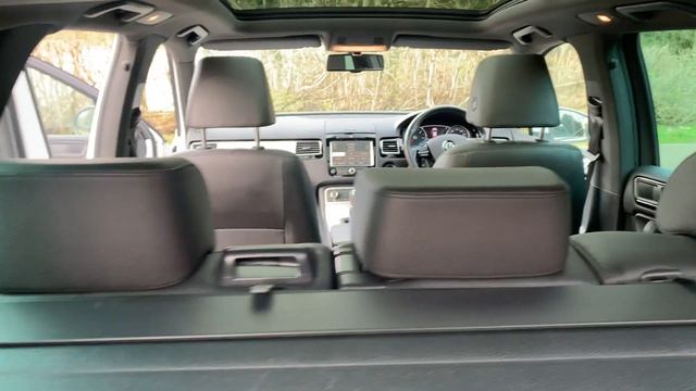 Volkswagen Touareg 3.0 TDI V6 BlueMotion Tech R-Line Tiptronic 4WD Euro 5 (s/s) 5dr смотреть онлайн