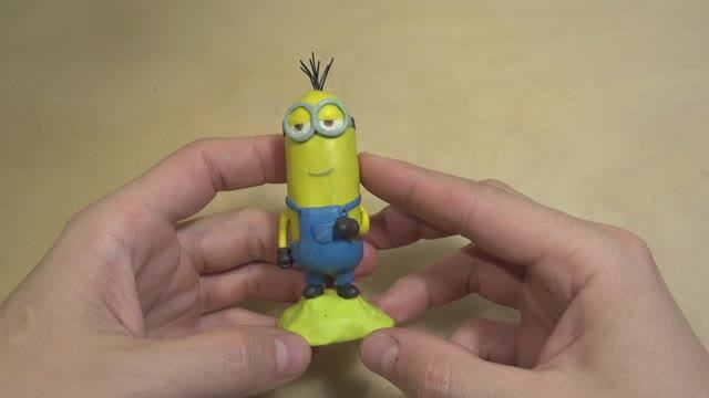 Миньон из мультфильма Гадкий Я. смотреть онлайн