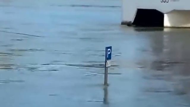 Потоп в Европе (Варшава, Будапешт) смотреть онлайн