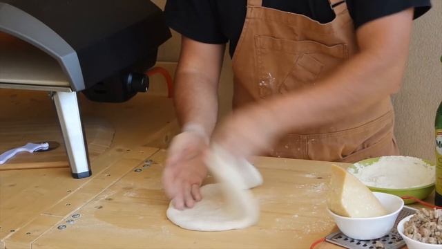 Unboxing Ooni Koda 16 Pizza Oven & Review From Setup to Cook смотреть онлайн