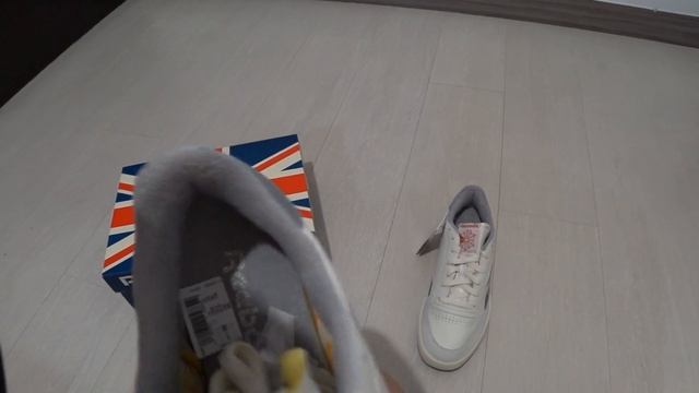 Reebok Club C Revenge Grey (Unboxing + On Feet) смотреть онлайн