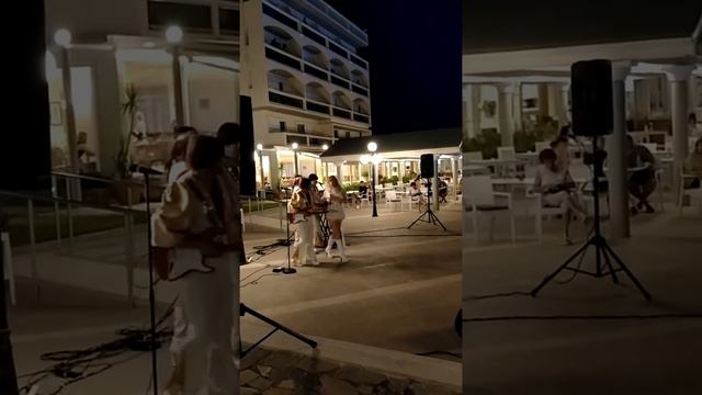 АББА под фонарем. Родос. Аполло-бич. июль 2021 смотреть онлайн