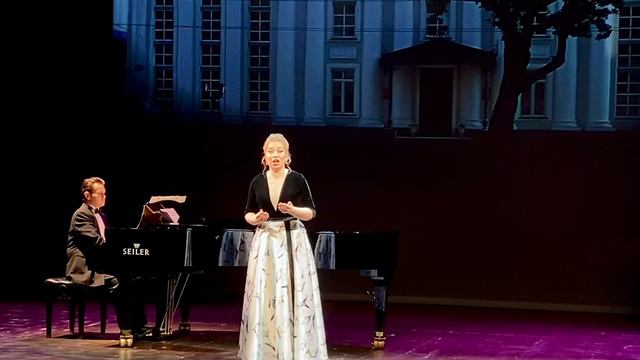 Зорина Вероника - А. Аренский "Счастье" смотреть онлайн