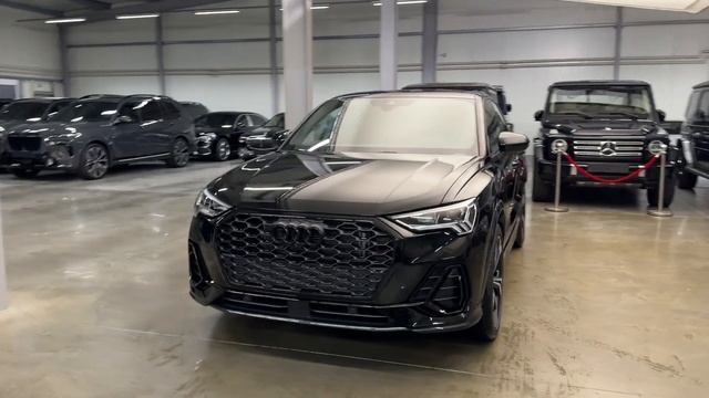 Audi Q3 Sportback Fully Loaded - MY2024 @www.carsearch.de смотреть онлайн