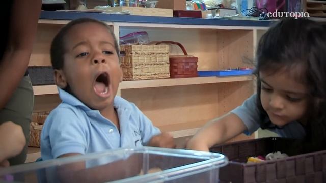 Demonstrating Self-Regulation With Tone of Voice смотреть онлайн