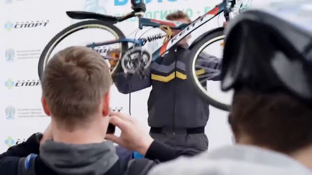 Обзор мероприятия велопробег КГТУ - Планета Спорт by Studio HOLLYWOOD смотреть онлайн