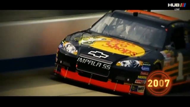 'He is always so strong there' - Larry McReynolds on Martin Truex Jr. Dover win | NASCAR Race Hub смотреть онлайн