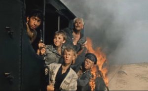 Полная версия песни ГРОМЫХАЕТ ГРАЖДАНСКАЯ ВОЙНА не вошедшая в к/ф Неуловимые мстители