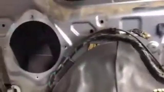 Даже бюджетная шумо-виброизоляция авто дает заметный эффект - в салоне становится на порядок тише