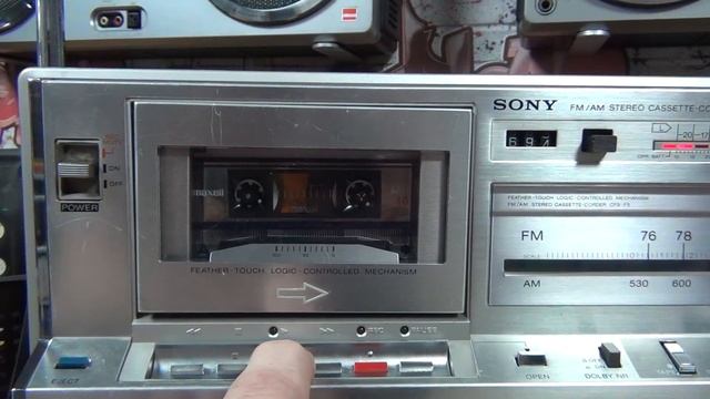 SONY CFS-F5 / Тётя Соня не носит кимоно, она ходит в кожаном пальто. смотреть онлайн