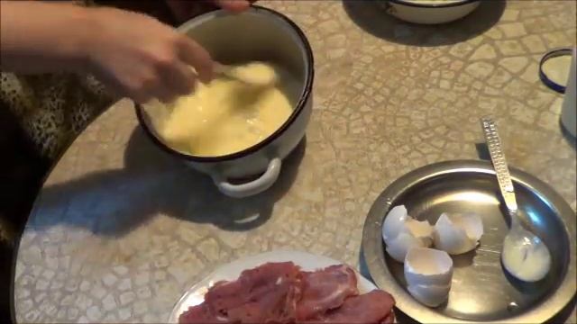 СВИНЫЕ ОТБИВНЫЕ В ТЕСТЕ. НЕЖНОЕ И СОЧНОЕ БЛЮДО! смотреть онлайн