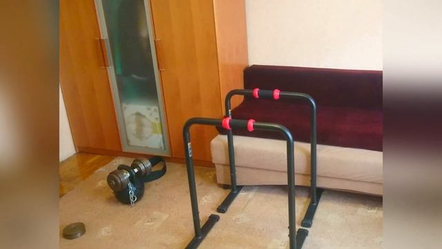 На брусьях с дополнительным весом 36,9 кг смотреть онлайн