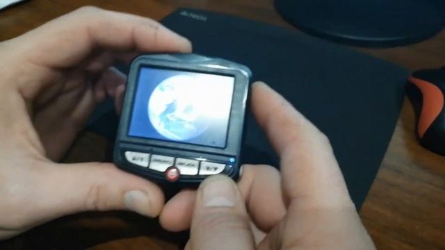 Видеорегистратор 2,4 дюймовый TFT ЖК-экран смотреть онлайн