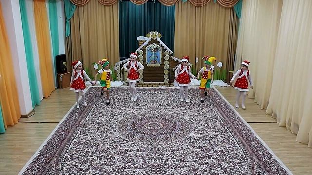 Танец у леса на опушке. смотреть онлайн
