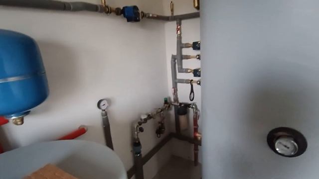 Budowa instalacji kotła zgazowującego drewno Blaze Harmony смотреть онлайн