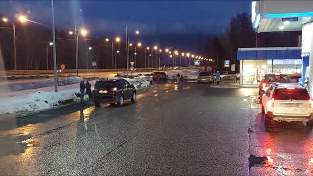 ВЕСЬ ПЛАТНЫЙ ЦКАД СТОИТ. ПРИЕХАЛ В НОВОСЕЛКИ НА ЗАГРУЗКУ смотреть онлайн