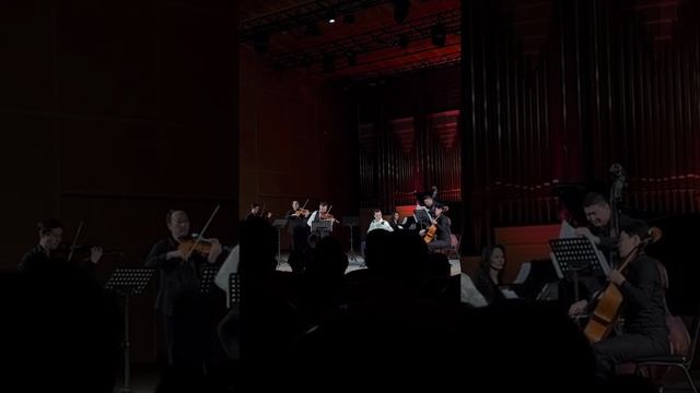 Р.Гальяно. "Танго для Клода" для баяна и струнного ансамбля смотреть онлайн