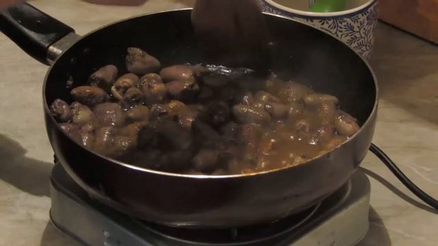 Куриные сердечки в сметанном соусе карри смотреть онлайн