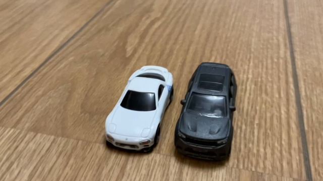 Гонка: Mazda RX-7 VS Jeep Grand Cherokee 🔥 смотреть онлайн