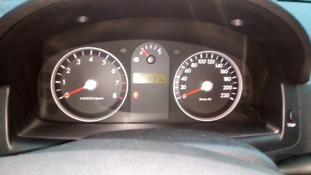 С какой стороны бензобак? Как узнать, не выходя из автомобиля? смотреть онлайн