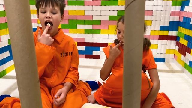 Строим дом из конструктора смотреть онлайн