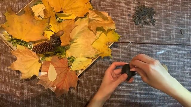 Марина Костяная, воспитатель Школы № 1368. Поделка из природного материала «Звери в осеннем лесу» смотреть онлайн