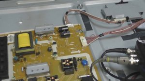 ремонт телевизора panasonic tx-lr32em5a, отключается, ремонт подсветки