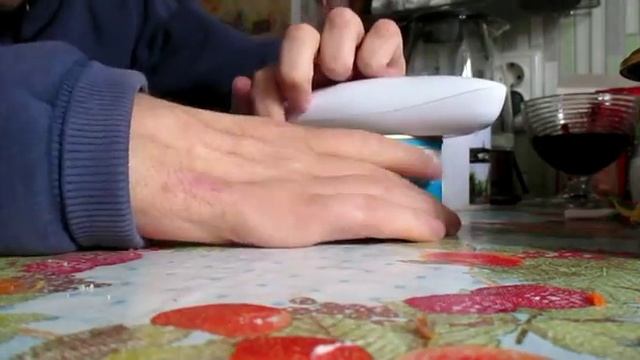Шейник открывает консервные банки смотреть онлайн