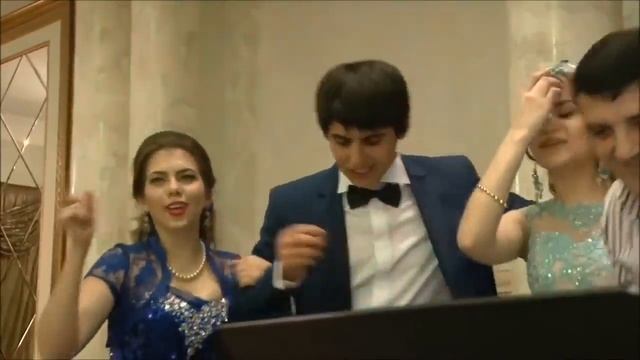 Gypsy wedding.Леонид Бармин.-Я тебя за синий горизонт,увезу. смотреть онлайн