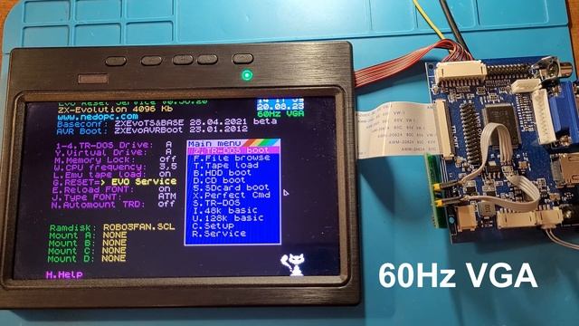 Работа ZX Evolution с "народным" видеоконтроллером в ТВ и VGA режимах смотреть онлайн