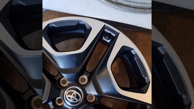 #127368 Настоящий Оригинал =Toyota Rav4 Adventure= R19! смотреть онлайн