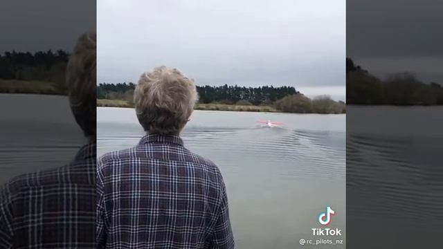 Изобрёл самолёт смотреть онлайн