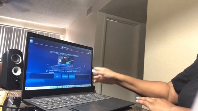 Portable DVD Player by LG смотреть онлайн