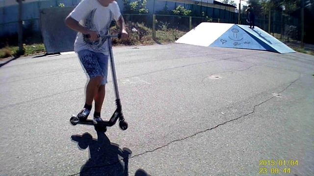 GAME OF SCOOT(ЛОХ) смотреть онлайн