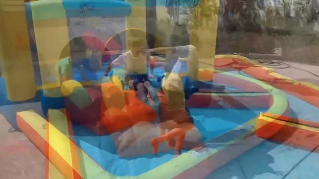 Unboxing Bestway Beach Bounce Water Park and Giant Spray Splash Mat смотреть онлайн