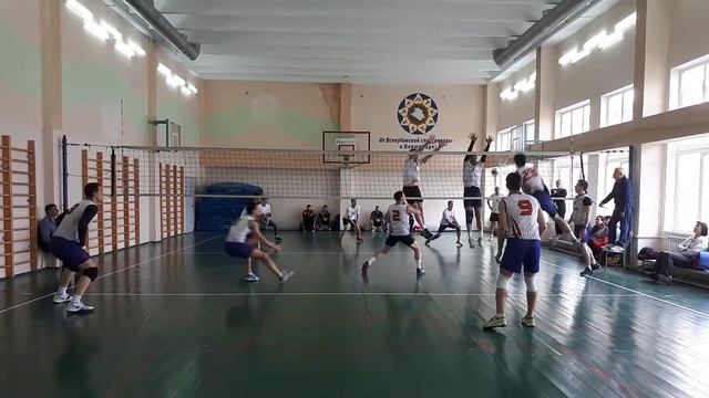 Чемпионат Новороссийска. СРЗ vs. Катран. 1-2 партия 1 смотреть онлайн