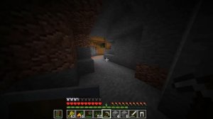 ? ЮНИ СТАЛА ВАМПИРОМ в Майнкрафт! (Райм и Юни)