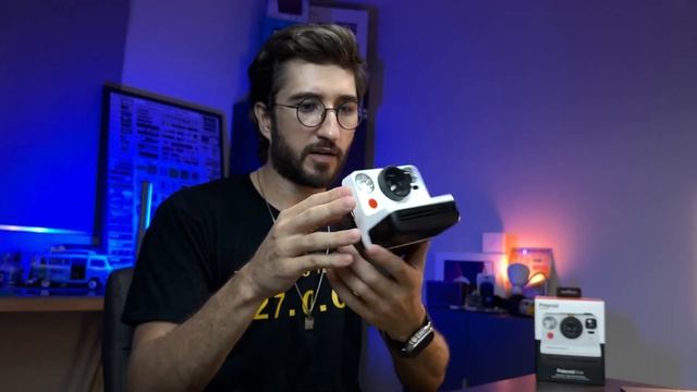Tirando da Caixa a Polaroid Now смотреть онлайн