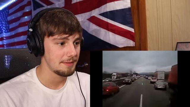 American Shocked by How Germans React to Ambulance Siren смотреть онлайн