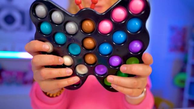 МИСТЕРИ БОКС ПОП ИТ ЗА 40000 РУБЛЕЙ! Крутые НОВИНКИ самый дорогой MYSTERY BOX POP IT челлендж смотреть онлайн