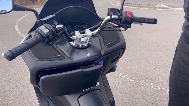 ジョーズ店長＆楓（かえで）ちゃん登場！ ホンダ フォルツア MF08トライク紹介 смотреть онлайн