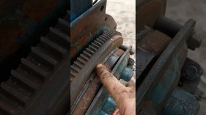 Мтз скрежет при отпускание пидали сцепления причина!