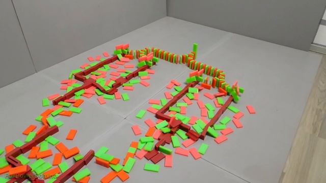 Domino Rally 23! смотреть онлайн