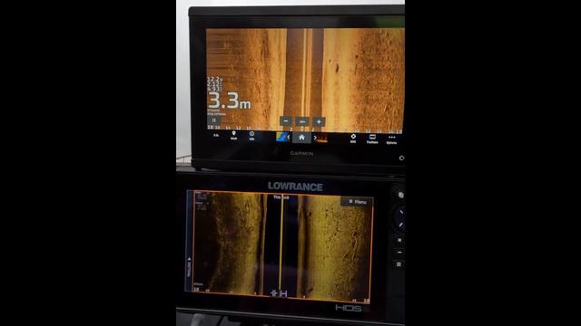 Garmin GPSMAP 923xsv & Lowrance HDSLive 9 SI and Downimage side by side. смотреть онлайн