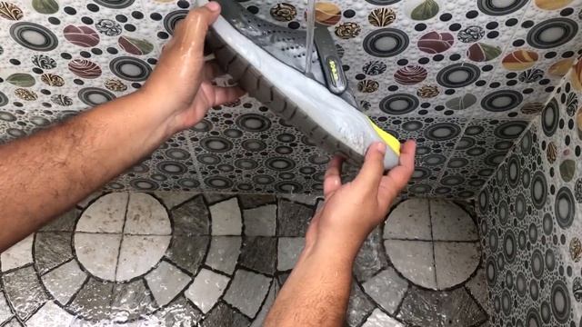 How to Clean Crocs смотреть онлайн