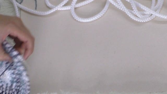 ПОСМОТРИ как Я ШЬЮ КОРЗИНОЧКУ из ШНУРА LOOK at how I SEW A BASKET out of A CORD смотреть онлайн