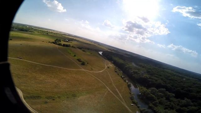 Полет на лугу рядом с рекой "Ворона" в Красивке смотреть онлайн