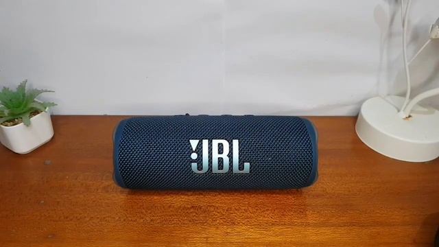 Sound Battle Speaker Mono | JBL flip 6 VS Marshall Willen смотреть онлайн